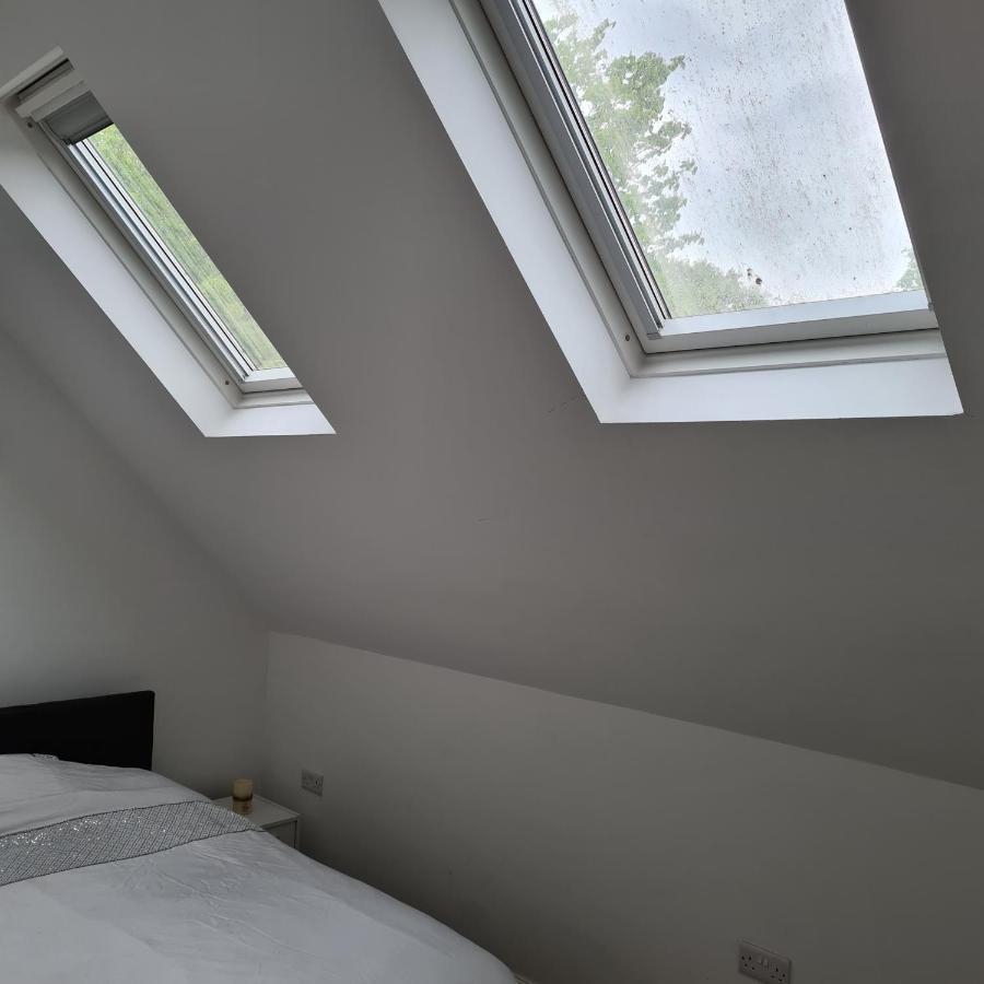 2-Bed Loft Apartment For 5Ppl With Private Parking Beckenham Bagian luar foto